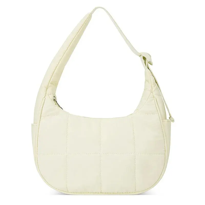 Everywear - The roomiest purse - Image 7